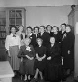 Interiör, damgrupp.Svenska Örns