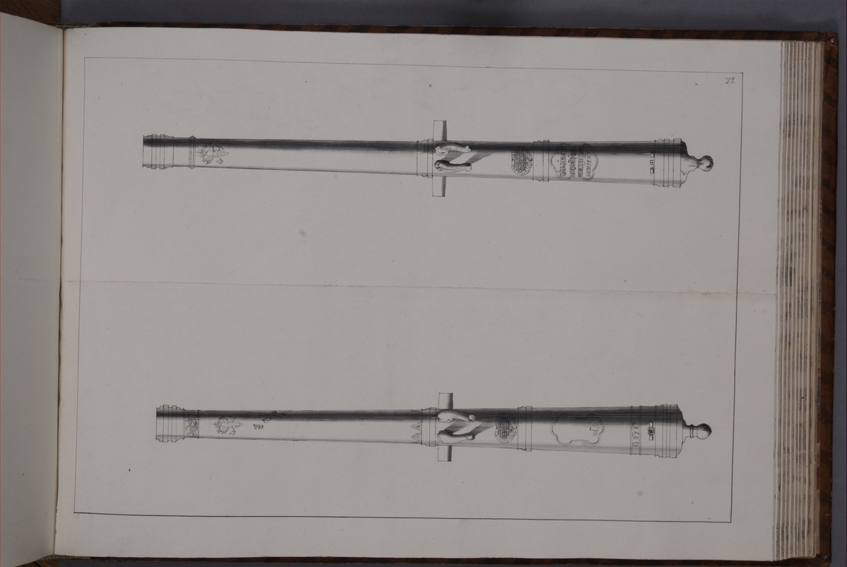 Kjell Hedberg, Avbildning föreställande eldrör tagna som troféer av den svenska armén vid Jakobstadt den 20 juli 1704 under general Adam Leijonhufvuds (Lewnhaupt) anförande. Ingår i volym med avbildade kanontroféer tagna åren 1703-1706.