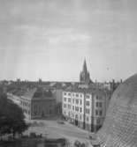 Stadsvy över Örebro. Stora hotellet, Nicolaikyrkan.
22 september 1941.
