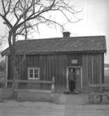 Bostadshus, en man.22 november 1942.