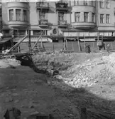 Örebro, Olaus Petri, kvarter 10:6. Bostadshus.
15 augusti 1944.