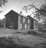 Bostadshus.21 juni 1945