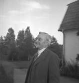 Skyllberg. En man.C. Edström.28 augusti 1945