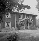 Bostadshus.10 juli 1953.