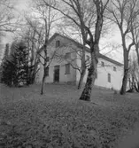 Riseberga bönhus, exteriör.
26 oktober 1954.