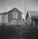 Bostadshus, Lilla Bergsgatan 12 B, Askersund.
juli - december 1956.