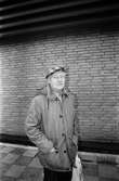 Karl Erik Folin i Kållereds centrum, år 1983.

