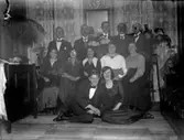 Örebro kolonien.
Rumsinteriör, grupp.
Loftman.