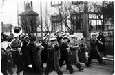 Mössebergs musikkår 1 maj omkr. 1940, Torstenssonsgatan.
