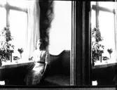 Gullåkra. Hildur Wikman i kökskammaren 2 vån.