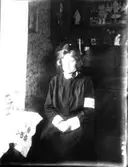 Barnsköterskan Ragnhild Flodén, Gårestorp Olofstorp. Född 1904, död 1945. Dotter till Emma Flodén.