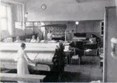 Foto fr. ombyggn. 1936-37. Tvätten, mangel.