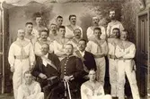 Falköpings Gymnastikklubb 1900. Ledare för gymnastikgruppen var brandchefen Ahlberg, idrottsintresserad och ledare för flera gymnastikgrupper i sekelskiftets Falköping. Personerna på bilden är överst från vänster: ?, Erik Kilander, Primus Forss, Axel Spets, Hjalmar Lundin, Otto Rehn, ?, Axel Rane, Andersson 