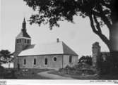 Gudhems kyrka från sydost