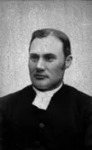 Kyrkoherde Torstensson.