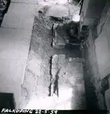 S:t Olofs kyrka. Restaureringen 1958-1961. Södra muren från väster. (fr. torndörren).