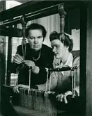 Alma Jacobson och Margareta Åkerberg, Johanna Brunssons vävskola.