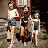 På väg till stranden sommaren 1960