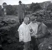 Arkeologiska utgrävningar sydost om Borgs kyrka vid Borgholms slottsruin. Det konstaterades tre medeltida bebyggelsenivåer från 1100-talet till 1300-talets slut.

Källa: Grävda minnen – Från Skedemosse till Sandby borg. Redaktör Kjell-Håkan Arnell & Ludvig Papmehl-Dufay, text av Stibéus.