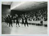 Husmodersgymnastiken firar 25-årsjubileum i oktober 1969 med gymnastikuppvisning i Sporthallen.