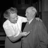 Juryman medaljeras.
8 september 1955.