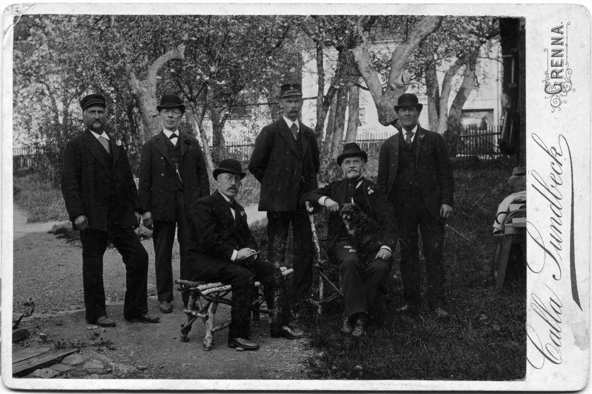 Calla Helena Sundbeck, Group image in connection with fire vision in Boundary 1899.