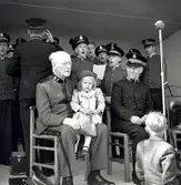 Frälsningsarmén underhåller under hantverksmässan i Kalmar 1947.