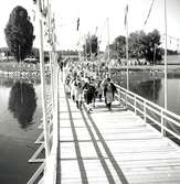 En tillfällig gångbro till Västerport byggdes inför hantverksmässan i Kalmar 1947.