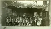 Skådespelare på scen, troligen vid Wagnerfestivalen 1907.
