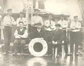 Kapten Alb Edvall med besättning
Fotot taget i Åhus 1907

Sjöfart
Bark. Lydia av Kalmar.