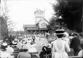 Fest vid Varmbadhuset, Östhammar, Uppland 1912