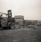 Robert Johansson, Byxelkrok.

Cementindustri i Böda, Mellböda, 1/11 1961.