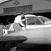 Flygande försäljare.
15 september 1955.