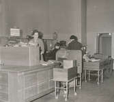 Brevkassan i Sundsvalls postkontor, 1955. 