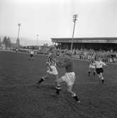Fotboll, ÖSK - Surahammar 6-1.
19 september 1955.