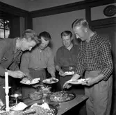 Taklagsfest i Laxå.
22 september 1955.