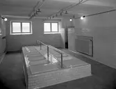 Avdelning för skolbad med kar i Södra skolan, senare Tingvallaskolan, på en bild tagen 1931. Denna typ av skolbad fanns kvar i åtminstone en av Karlstads skolor in på 60-talet. Bilden togs för Wennbergs rörfirmas räkning.