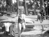 Karlstad stads barnläger vid Alsters strandbad år 1936. Den ursprungliga förlagan till senare tids Bomstads-, Örsholms- och Sundstaläger.