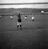 Bildsvit från matchen Degerfors IF mot IK Brage säsongen 1938-39 i Allsvenskan. Matchen slutade med seger för Brage, 1-2.