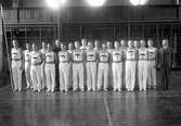 Gymnastikgrupp plåtad i början på 1930-talet.