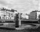 Herrhagsparken med Oscar Johannessons skulptur 