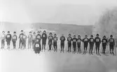 Skidtävling på gamla fotbollsplan i Hybo. 1935.
fr.v. nr. 21 ?, nr. 11 Olle Lundgren, nr 18 ?, nr 14 Arvid Skoog, nr 13, Rudmar Rapp, nr 22, Erik Johansson, Groland. nr 19 ?, nr 16 Zacke Wallin, nr 5, Ebba Löfgren, nr  4 Maja Nordkvist, nr 17 Bäckström?, nr 20 Henry Nyblad, nr 10 Olle Ahlbom, nr 7 Ivar Jansson, nr 2 Gustav Bergström, nr 3?, nr 1 Sivert Jansson?, nr 12 ?, nr 6 Ivar Hedblad, nr 19?. På knä nr 8 Evert Halvarsson.
