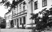 Gysinge herrgård. Bruksherrgårdens huvudbyggnad, uppförd omkring år 1820.