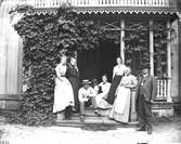 Familjen Öberg, Hamrånge. Foto 1904.
