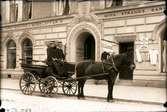 Stadshotellet, hästskjuts 1901.
Fotograf E Sörman.