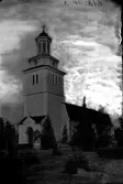 Kyrkoexteriör Bro kyrka, 1927-1928.
Fotograf E Sörman.