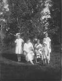 Här är en bild av hela familjen Brundin, från vänster: Karin, Elna, David, Eva, Sören och Ingrid.