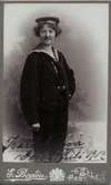 Utklädd, okänd ung kvinna. Karlskrona den 21 juli 1902.