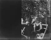 David Brundin med sina tre döttrar och svåger John Hedman.