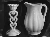 Ljusstake N-modell och handkanna W-modell, från Gefle Porslinsfabrik.